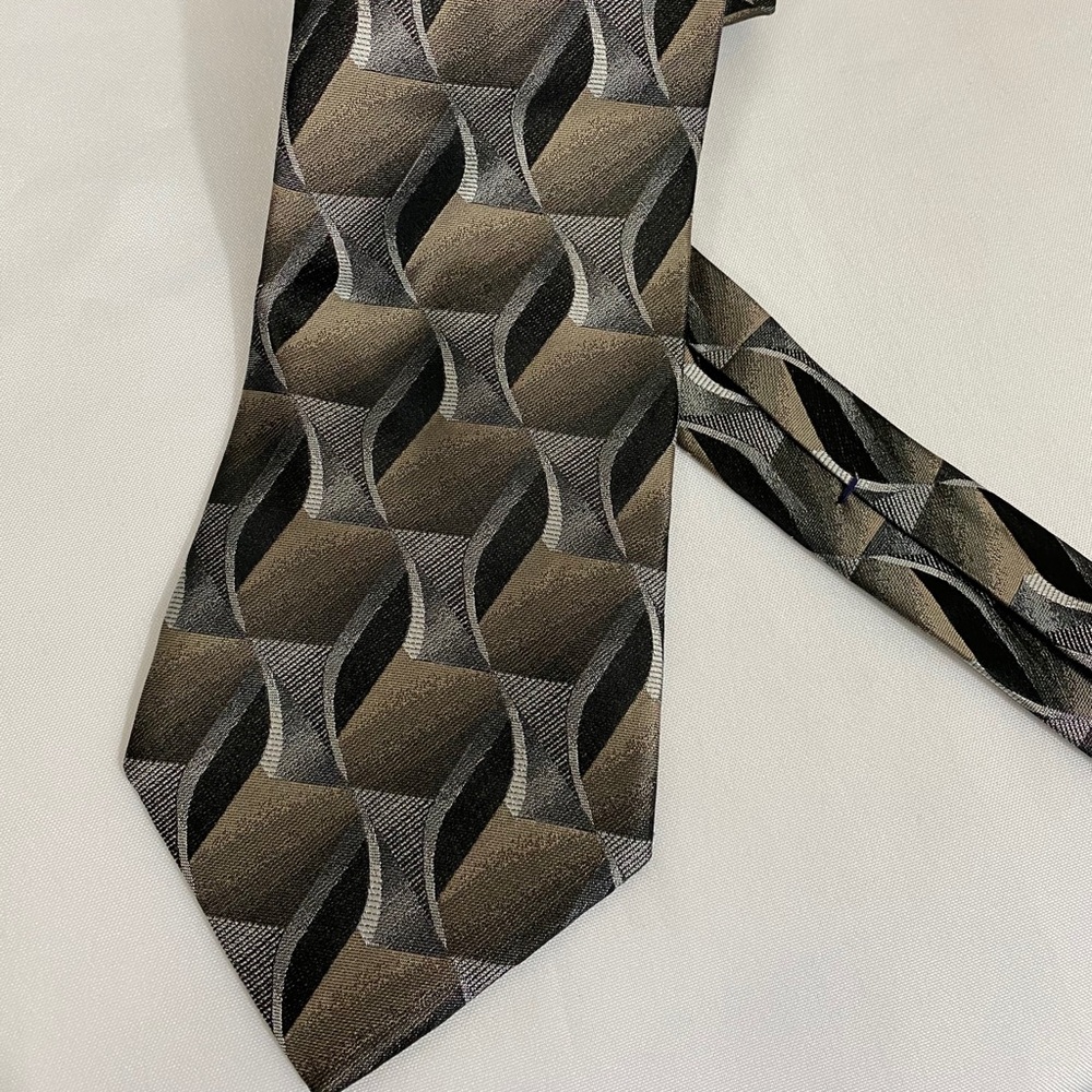 Tan, Black, Gray Tie